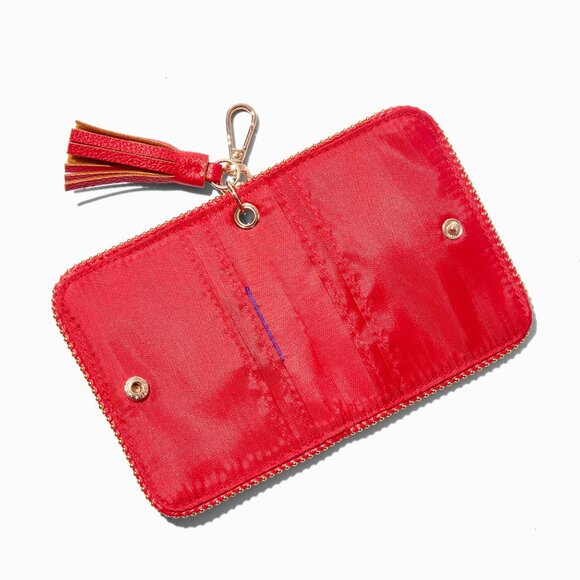 Claire's Faux Leather Valentine's Day Heart Quilted Credit Card Case Wallet - Picture 3 of 5